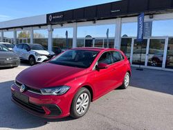 Rosso Usata 2022 VW Polo Life Tre volumi | 16.400 € (Buon prezzo)