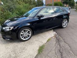 Nero Usata 2012 Audi A3 Ambition Tre volumi | 9900 € (Ottimo prezzo)
