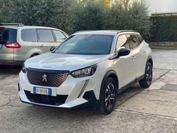 Bianco Usata 2023 Peugeot 2008 Allure SUV | 21.000 € (Buon prezzo)
