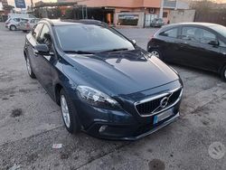 Blu Usata 2017 Volvo V40 CC Station wagon | 13.500 € (Cara)