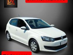 Bianco Usata 2014 VW Polo Tre volumi | 6999 € (Buon prezzo)