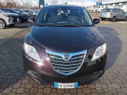 Viola Usata 2014 Lancia Ypsilon Due volumi | 6200 € (Cara)