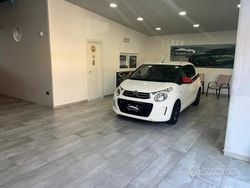Bianco Usata 2018 Citroën C1 PureTech Due volumi | 8500 € (Buon prezzo)