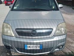 Grigio Usata 2008 Opel Meriva Cosmo Monovolume | 850 € (Super prezzo)