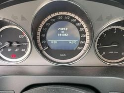 Grigio Usata 2011 Mercedes C220 Avantgarde Tre volumi | 9800 € (Super prezzo)