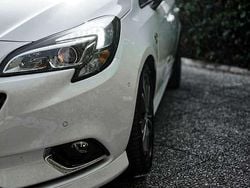 Bianco Usata 2017 Opel Corsa OPC Tre volumi | 10.500 € (Buon prezzo)