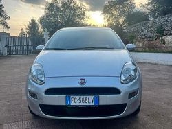 Grigio Usata 2016 Fiat Punto Lounge Due volumi | 6900 € (Cara)