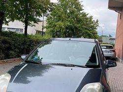 Nero Usata 2007 Ford Fiesta Due volumi | 2500 € (Buon prezzo)