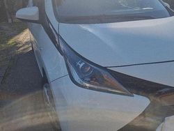 Bianco Usata 2017 Toyota Aygo Due volumi | 8900 € (Buon prezzo)