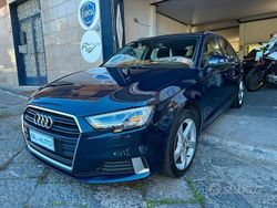 Blu Usata 2019 Audi A3 Business Tre volumi | 17.500 € (Buon prezzo)