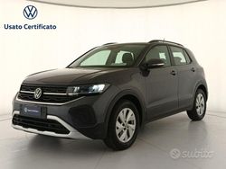 Grigio Usata 2024 VW T-Cross Life SUV | 21.900 € (Cara)