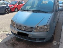 Blu Usata 2006 Fiat Idea Monovolume | 2500 € (Buon prezzo)