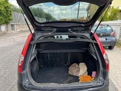 Nero Usata 2008 Ford Fiesta Due volumi | 2000 € (Molto cara)
