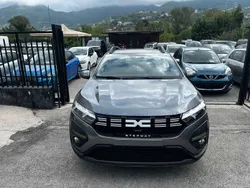 Grigio Nuova 2024 Dacia Sandero Extreme Due volumi | 16.499 € (Ottimo prezzo)