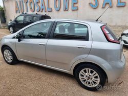 Grigio Usata 2012 Fiat Punto Racing Tre volumi | 5500 € (Buon prezzo)