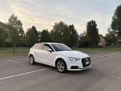 Usata 2017 Audi A3 Sportback g-tron Sport Due volumi | 9800 € (Buon prezzo)