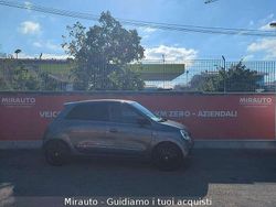Grigio Usata 2024 Renault Twingo Urban Night Due volumi | 12.700 € (Buon prezzo)