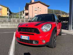 Pure red/ tetto absolute black Usata 2011 Mini Cooper SD Countryman SUV | 8500 € (Buon prezzo)