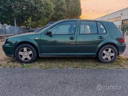 Verde Usata 2001 VW Golf IV Tre volumi | 985 € (Ottimo prezzo)
