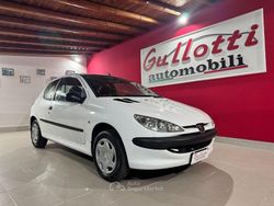 Bianco Usata 2007 Peugeot 206 Furgone | 3000 €