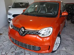 Arancione Usata 2020 Renault Twingo Vibes Due volumi | 10.500 € (Buon prezzo)