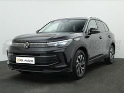 Nero Usata 2024 VW Tiguan Design SUV | 34.900 € (Buon prezzo)