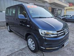 Blu/azzurro Usata 2018 VW Caravelle Monovolume | 31.900 € (Buon prezzo)