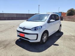 Bianco Usata 2022 VW up! Due volumi | 15.000 € (Molto cara)