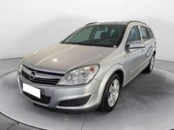 Argento Usata 2010 Opel Astra Cosmo Station wagon | 5900 € (Buon prezzo)