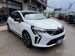 Azzurro metallizzato Usata 2024 Mitsubishi Colt Invite Tre volumi | 14.490 € (Buon prezzo)