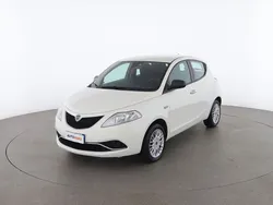 Bianco Usata 2016 Lancia Ypsilon Silver Due volumi | 8599 € (Buon prezzo)