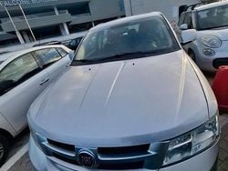 Grigio Usata 2011 Fiat Freemont SUV | 5900 € (Buon prezzo)