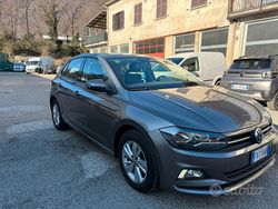 Grigio Usata 2019 VW Polo Comfortline Tre volumi | 9500 € (Ottimo prezzo)