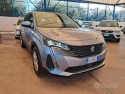 Grigio Usata 2021 Peugeot 3008 Business-Line SUV | 21.500 € (Buon prezzo)