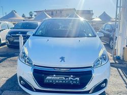Bianco Usata 2017 Peugeot 208 Due volumi | 6300 € (Buon prezzo)