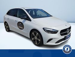 Bianco metallizzato Usata 2023 Mercedes B180 Advanced Monovolume | 31.800 € (Molto cara)