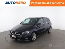 Blu Usata 2017 Mercedes B200 Monovolume | 16.599 € (Buon prezzo)