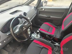 Blu Usata 2005 Mitsubishi Colt Monovolume | 1500 €