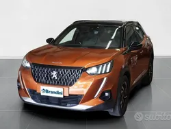 Arancione Usata 2021 Peugeot 2008 GT SUV | 18.900 € (Buon prezzo)