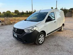 Bianco(met.) Usata 2019 Dacia Dokker Furgone | 5950 € (Ottimo prezzo)