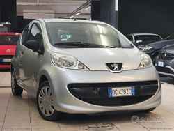 Grigio Usata 2007 Peugeot 107 Due volumi | 3990 € (Cara)