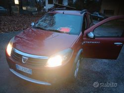 Usata 2012 Dacia Sandero Stepway Tre volumi | 3400 € (Buon prezzo)