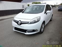 Bianco Usata 2014 Renault Scénic III Monovolume | 2999 € (Super prezzo)