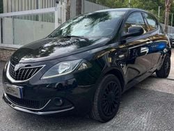 Usata 2022 Lancia Ypsilon Gold Due volumi | 13.900 € (Cara)