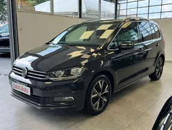 Grigio scuro Usata 2019 VW Touran Monovolume | 15.490 € (Super prezzo)