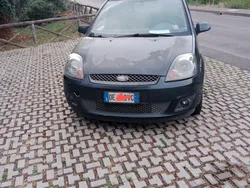 Usata 2007 Ford Fiesta Due volumi | 1000 € (Ottimo prezzo)
