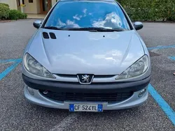 Usata 2003 Peugeot 206 Tre volumi | 1600 € (Buon prezzo)