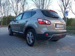 Usata 2010 Nissan Qashqai SUV | 5000 € (Molto cara)