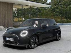 Nero Usata 2025 Mini Cooper Favoured Due volumi | 31.000 € (Buon prezzo)