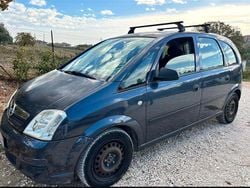 Usata 2009 Opel Meriva Monovolume | 800 € (Super prezzo)